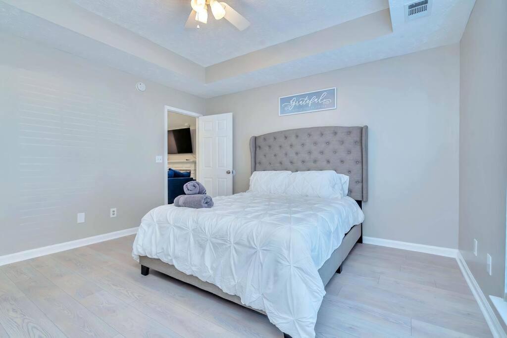 East Escape Villa Montgomery Bagian luar foto