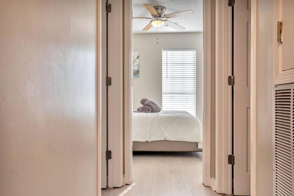 East Escape Villa Montgomery Bagian luar foto